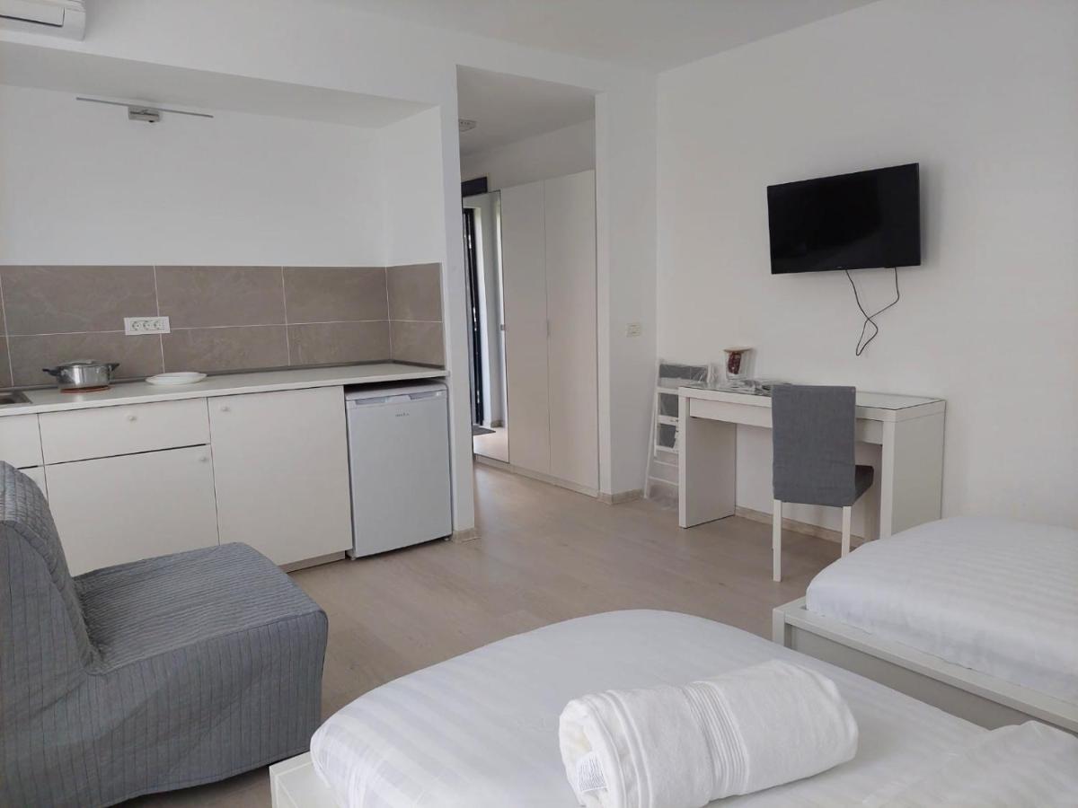 Casa Maria City Apartments Timisoara Bagian luar foto